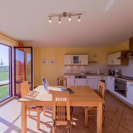 Storchenruh- Familienfreundliches Mit Terrasse & Direkter Golfplatzlage アパート