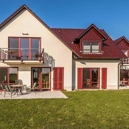 Storchenruh- Familienfreundliches Mit Terrasse & Direkter Golfplatzlage Göhren-Lebbin